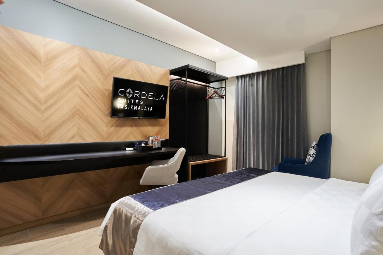 Cordela 3*